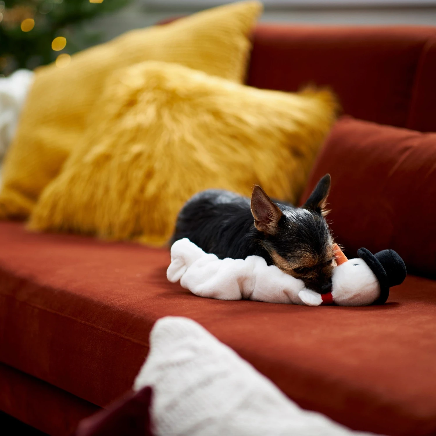 Frisco Holiday Snowman Bungee Plush Squeaky Dog Toy - Image 4