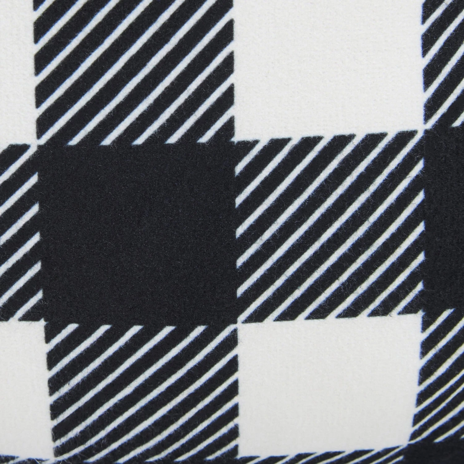 Frisco Buffalo Check Cuddler Pet Bed & Gift Set, Black & White - Image 5